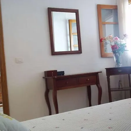Playa Blanca Sleeps 4 Wifi