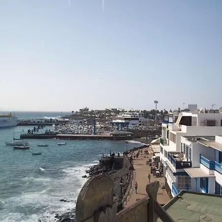 アパート Playa Blanca Sleeps 4 Wifi