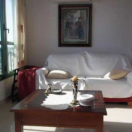 Playa Blanca Sleeps 4 Wifi アパート